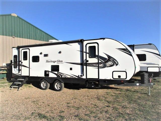 USED 2018 FOREST RIVER HERITAGE GLEN 26RLHL - Jack's Campers